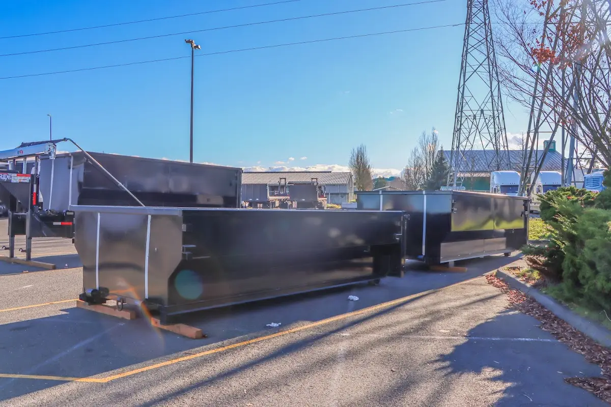 Professional dumpster rental and junk removal service in Robbins